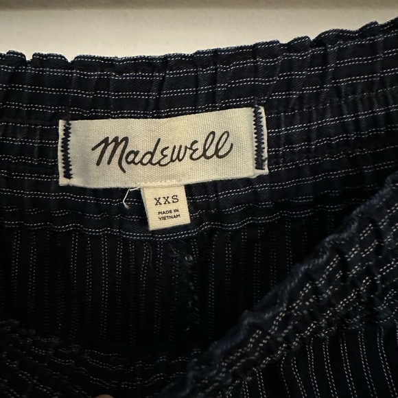 Madewell Pull On Pants in Hattie Stripe Navy Seen On Daisy Ridley Runs Big - Picture 7 of 8